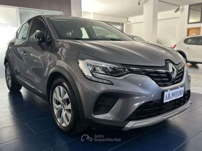 Renault Captur Captur  1.5 blue dci Business 115cv edc Grigio usata Montecorvino Pugliano