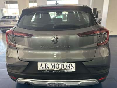 Renault Captur Captur  1.5 blue dci Business 115cv edc Grigio usata Montecorvino Pugliano