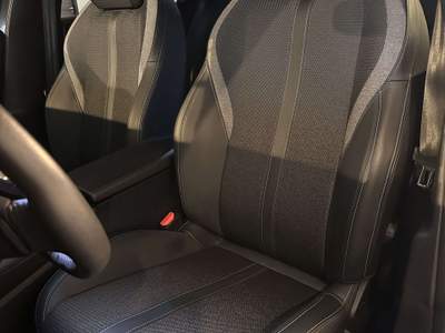 Peugeot 308 308 SW 1.5 bluehdi Allure AUTOMATIC Grigio usata Montecorvino Pugliano