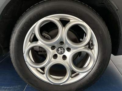 Alfa Romeo Tonale Tonale 1.6 Sprint 130cv tct6 Grigio usata Montecorvino Pugliano