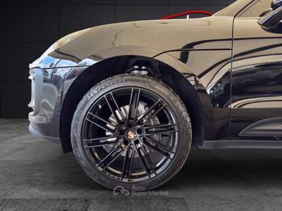 Porsche Macan 2.0 PDK Nero usata Casagiove