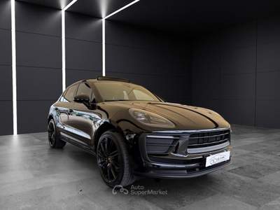 Porsche Macan 2.0 PDK Nero usata Casagiove