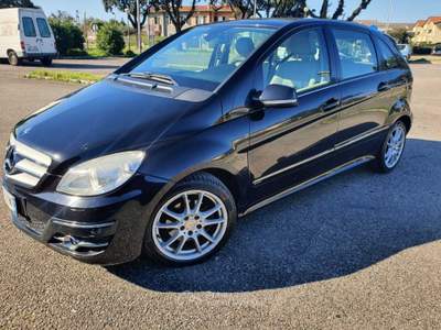 Mercedes-Benz Classe B cambio automatico Blu/Azzurro usata Massa