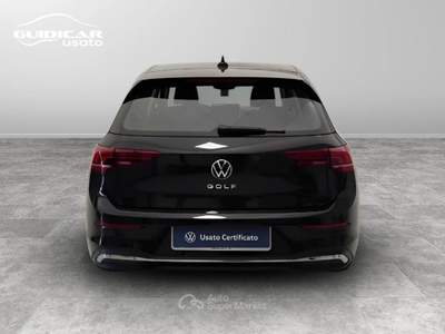 Volkswagen Golf 2.0 TDI SCR Style DSG Nero usata Lucca