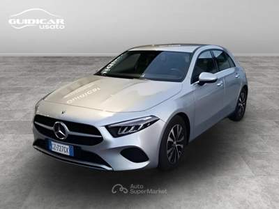 Mercedes-Benz Classe A 180 D Advanced 8G-DCT Argento usata Lucca