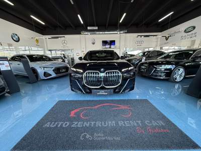 BMW Serie 7 740d 740 740d xDrive Msport Nero usata Mottola