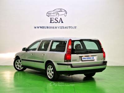 Volvo V70 V70 II 2.4 d5 Argento usata Brescia