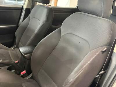 Kia Carens BJ Auto propone in vendita KIA CARENS Bianco usata Pedrengo