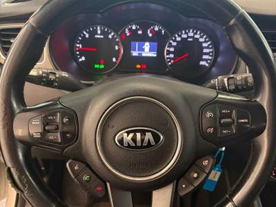 Kia Carens BJ Auto propone in vendita KIA CARENS Bianco usata Pedrengo
