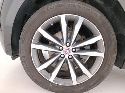Jaguar F-Pace 2.0d i4 pure awd 180cv auto my18 Nero usata Pisa