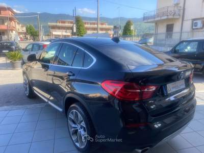 BMW X4 xDrive20d xLine Nero usata Montesarchio