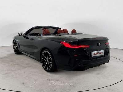 BMW Serie 8 840 4.4 840 MSPORT PRO XDRIVE Nero usata Milano
