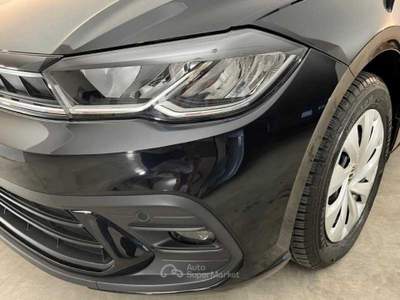 Volkswagen Polo 1.0 evo Life 80cv*NEOPATENTATI* Rosso usata Dogana