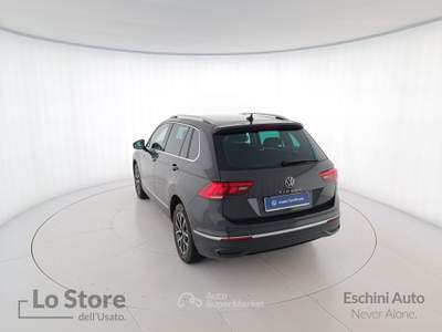 Volkswagen Tiguan 2.0 tdi life 150cv dsg Grigio usata Pisa