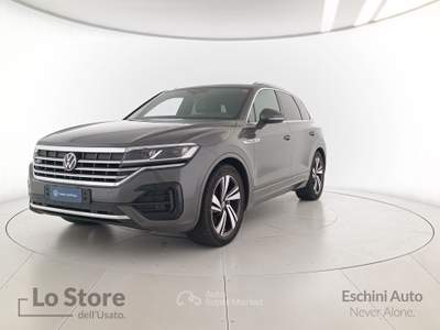 Volkswagen Touareg 3.0 v6 tdi atmosphere r-line exterior pack 231cv tiptronic Grigio usata Pisa