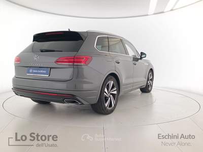 Volkswagen Touareg 3.0 v6 tdi atmosphere r-line exterior pack 231cv tiptronic Grigio usata Pisa