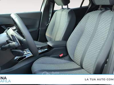 Peugeot 2008  1.2 hybrid allure 136cv e-dcs6 Grigio usata Marcianise