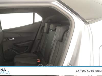 Peugeot 2008  1.2 hybrid allure 136cv e-dcs6 Grigio usata Marcianise