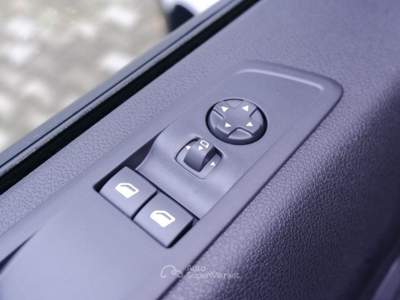 Opel Vivaro Furgone 1.5 Diesel 120CV M KM Zero Bianco usata Cologno Monzese
