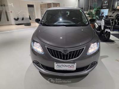 Lancia Ypsilon 1.0 FireFly 5 porte S&S Hybrid Gold Plus Grigio usata Riva presso Chieri