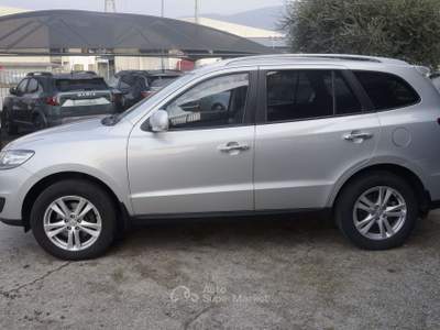 Hyundai Santa Fe 2.2 crdi Style 4wd CAMBIO AUTOMATICO Argento usata Gorlago