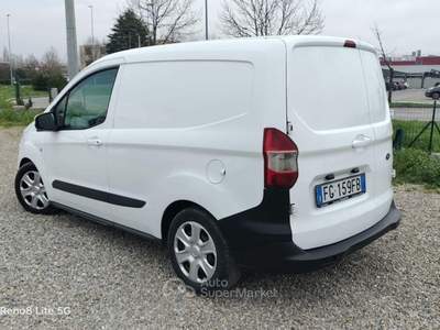 Ford Transit Courier 1.5 tdci 75cv Entry E6 1.5 tdci 75cv Entry E6 Bianco usata Prato