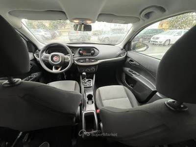 Fiat Tipo Mjt 5 porte Lounge Bianco usata Teano
