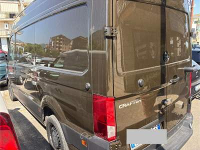 Volkswagen Crafter VOLKSWAGEN CRAFTER 2.O TDI CASTEN 30 MITTELLANG HOCHDACH FWD usata Venafro