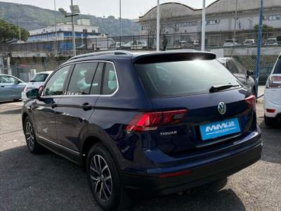 Volkswagen Tiguan Volkswagen Tiguan 2.0 TDI Advanced Blue Motion Technology Blu/Azzurro usata Pozzuoli