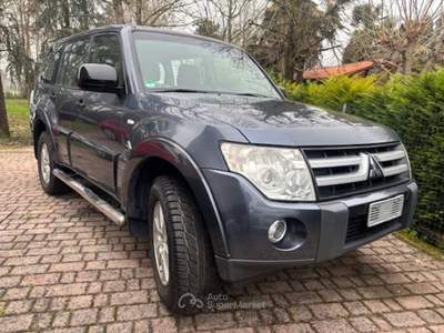 Mitsubishi Pajero Unico proprietario,   KM.  CERTIFICATI   garanzia 12 mesi Grigio usata Cartura
