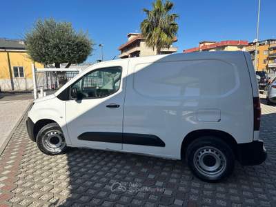 Citroen Berlingo S&S Van M Club Bianco usata Sant'Anastasia