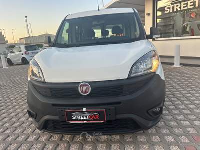 Fiat Doblò PC Combi N1 multispazio combi professional Bianco usata Sant'Anastasia