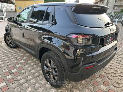 Jeep Avenger 100 CV MHEV Longitude automatica Nero usata Sant'Anastasia