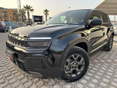 Jeep Avenger 100 CV MHEV Longitude automatica Nero usata Sant'Anastasia