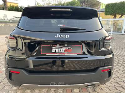 Jeep Avenger 100 CV MHEV Longitude automatica Nero usata Sant'Anastasia