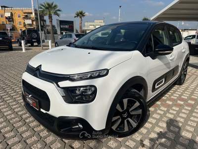 Citroen C3 S&S EAT6 Shine Bianco usata Sant'Anastasia