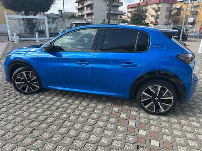 Peugeot 208 Stop&Start 5 porte GT Line Blu/Azzurro usata Sant'Anastasia