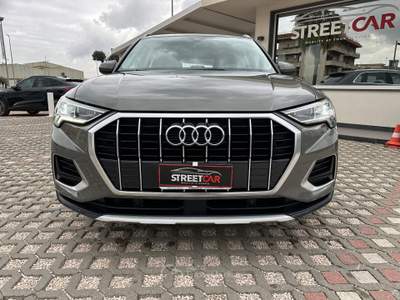 Audi Q3 S tronic Business Advanced Grigio usata Sant'Anastasia