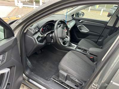 Audi Q3 S tronic Business Advanced Grigio usata Sant'Anastasia