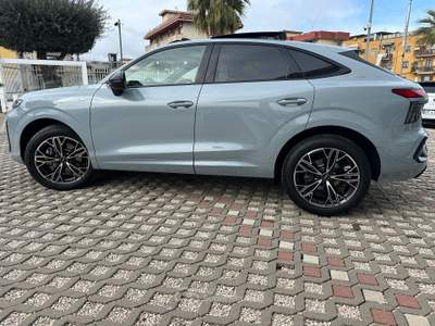 Audi Q3 SPB 35 TDI S tronic line edition Grigio usata Sant'Anastasia
