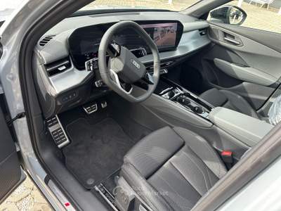 Audi Q3 SPB 35 TDI S tronic line edition Grigio usata Sant'Anastasia