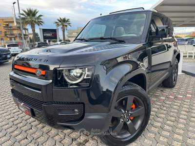Land Rover Defender 200 CV AWD Auto X-Dynamic HSE Nero usata Sant'Anastasia