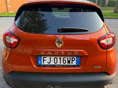 Renault Captur Captur 1.5 dci Intens Energy  90cv edc E6  NEOPAT. Arancione usata Vigarano Mainarda