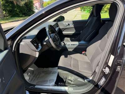 Volvo V60 B4 (d) Geartronic Momentum Business Pro Nero usata Vigarano Mainarda
