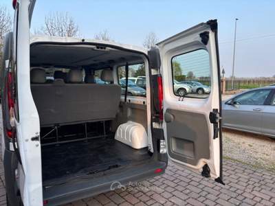 Opel Vivaro Unico proprietario,  KM.  CERTIFICATI   9  posti Bianco usata Cartura