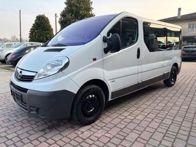 Opel Vivaro Unico proprietario,  KM.  CERTIFICATI   9  posti Bianco usata Cartura