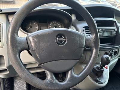 Opel Vivaro Unico proprietario,  KM.  CERTIFICATI   9  posti Bianco usata Cartura