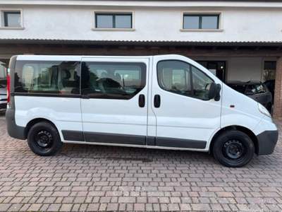 Opel Vivaro Unico proprietario,  KM.  CERTIFICATI   9  posti Bianco usata Cartura