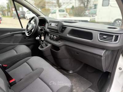 Renault Trafic T27 2.0 DCI 150CV L1H1 Bianco usata Pesaro