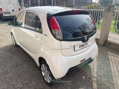 Peugeot iOn Active 35kw Bianco usata Caronno Pertusella
